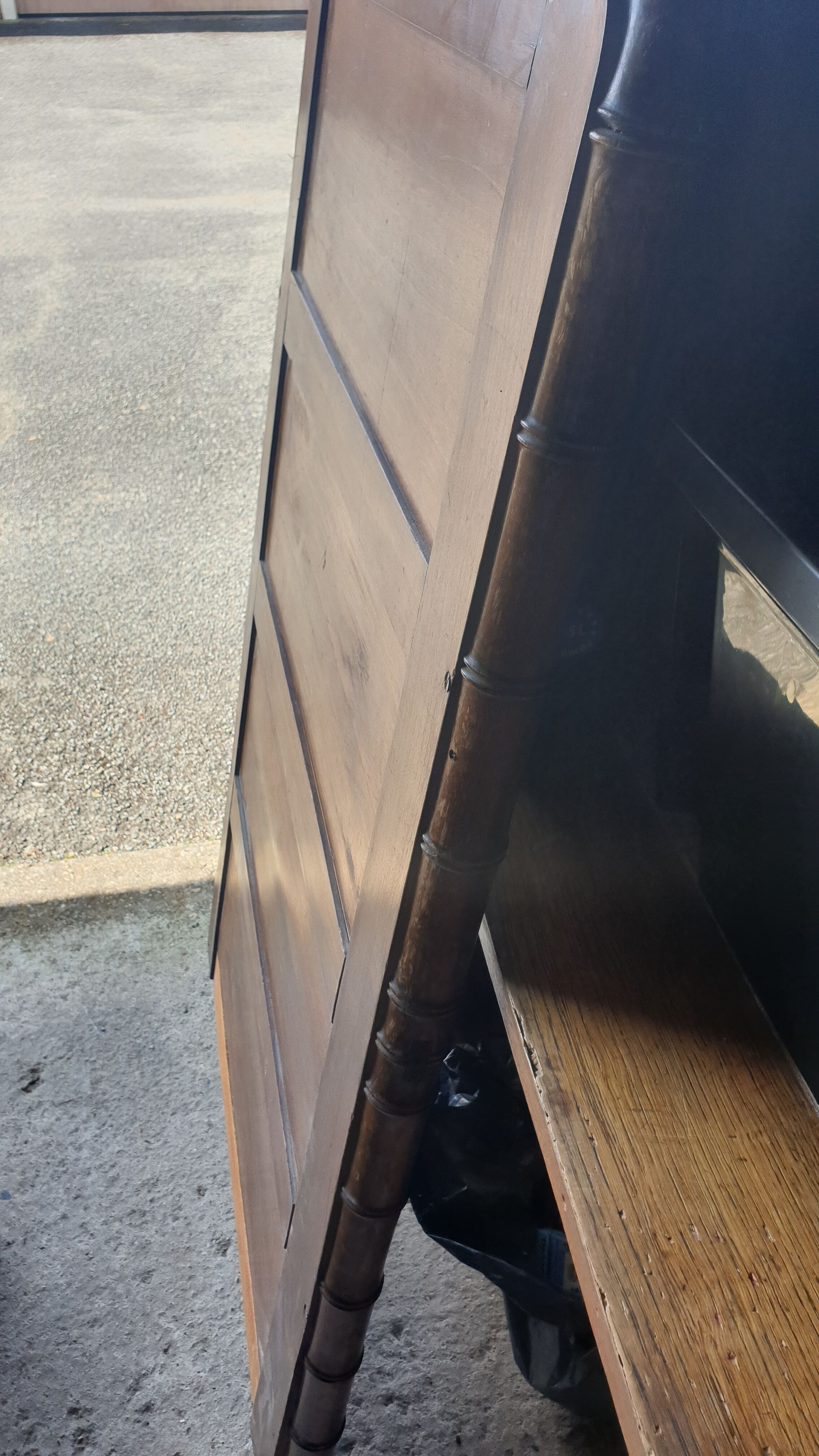 Colonial mirror late nineteenth 130x74cm