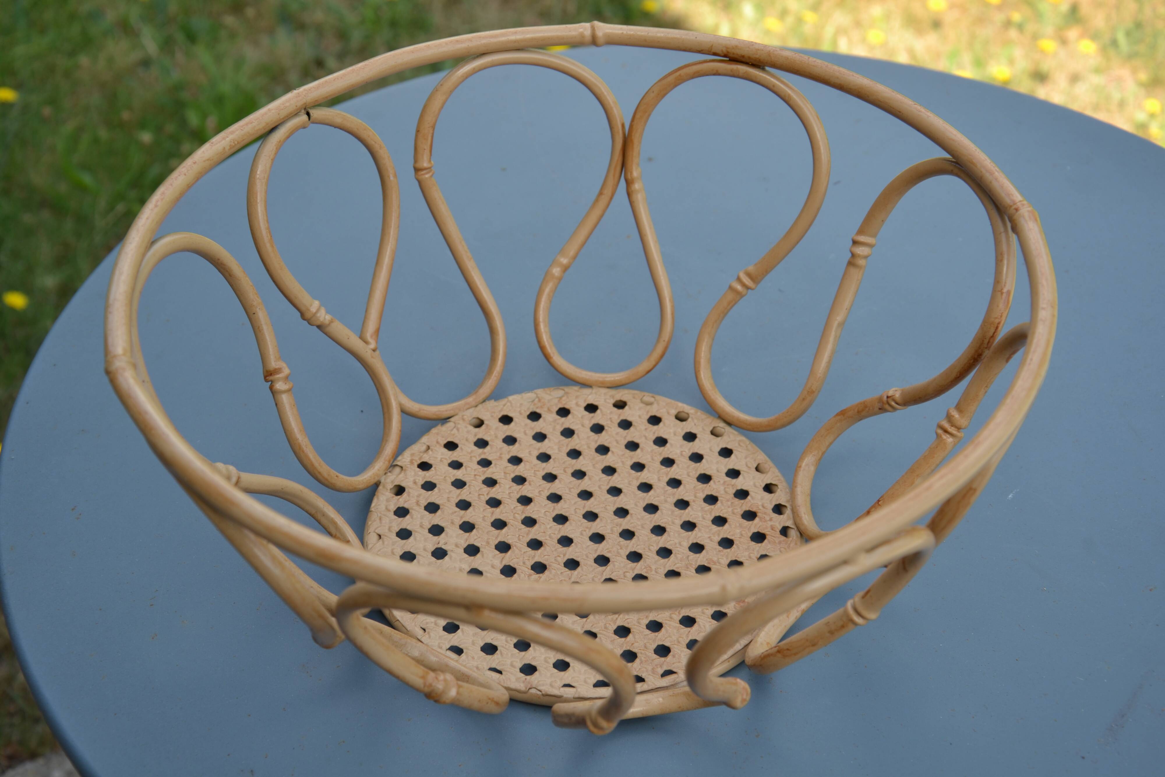 Corbeille, panier à fruits en métal imitant le bambou