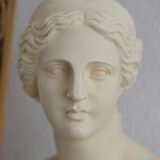 Bust Aopoaith Venus de Milo