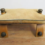 Camel saddle stool