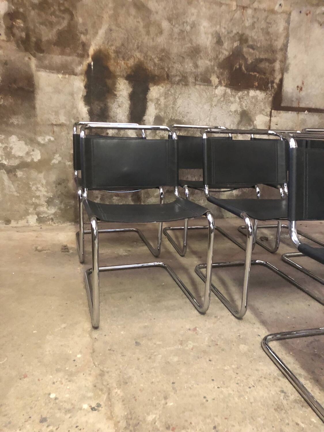 Ensemble de 7 Chaises S33 Mart Stam Circa 1980