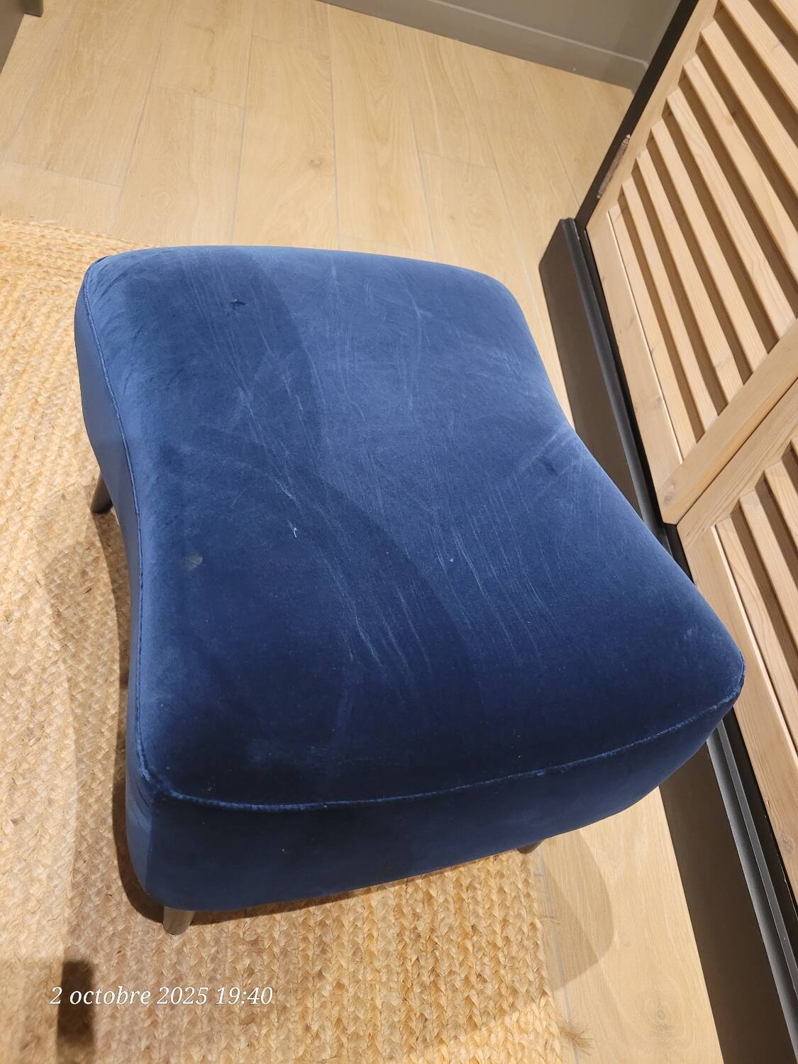 Tabouret d appoint en velours bleu