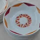 Series of 20 modernist plates Faïencerie de Castres