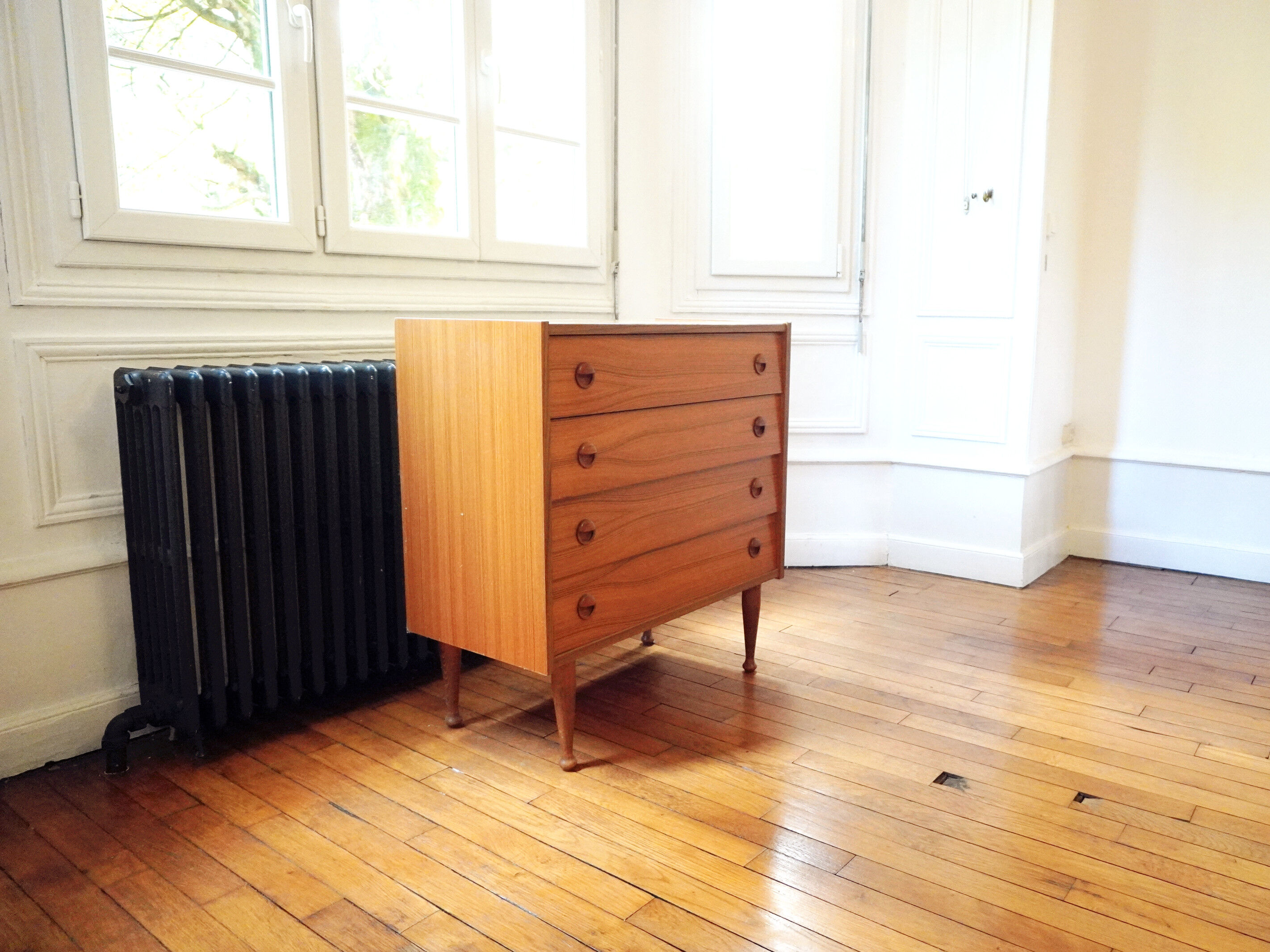 Chest of drawers 4 vintage drawers from the 60s