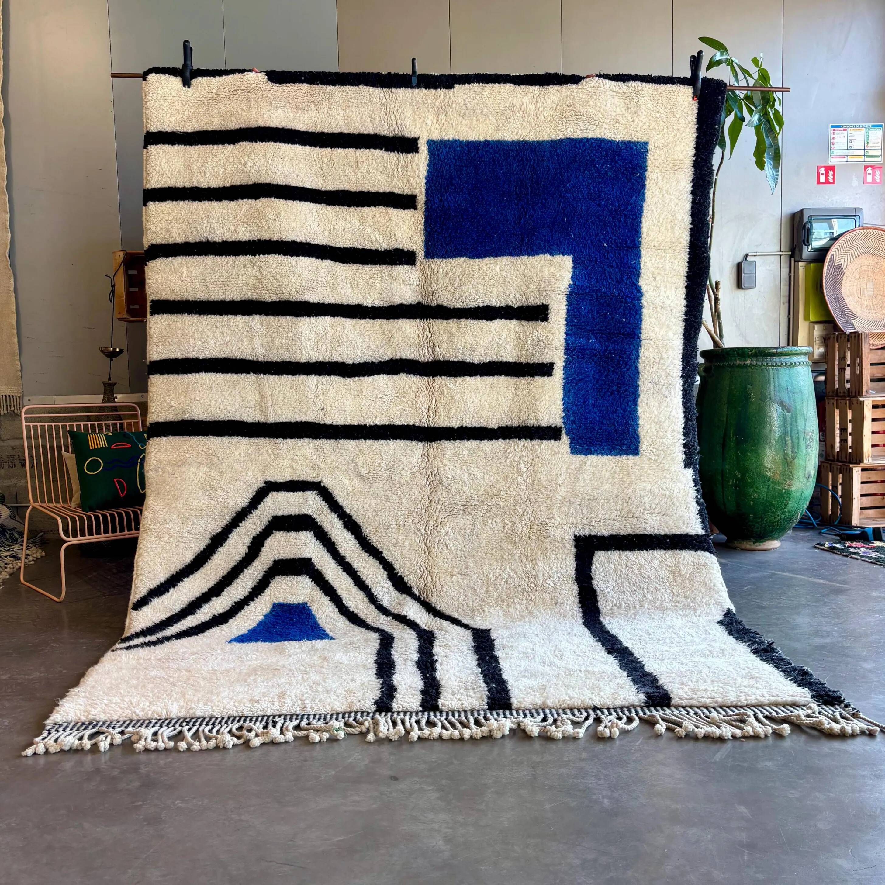 Natural handmade Moroccan rug 3 x 2 m