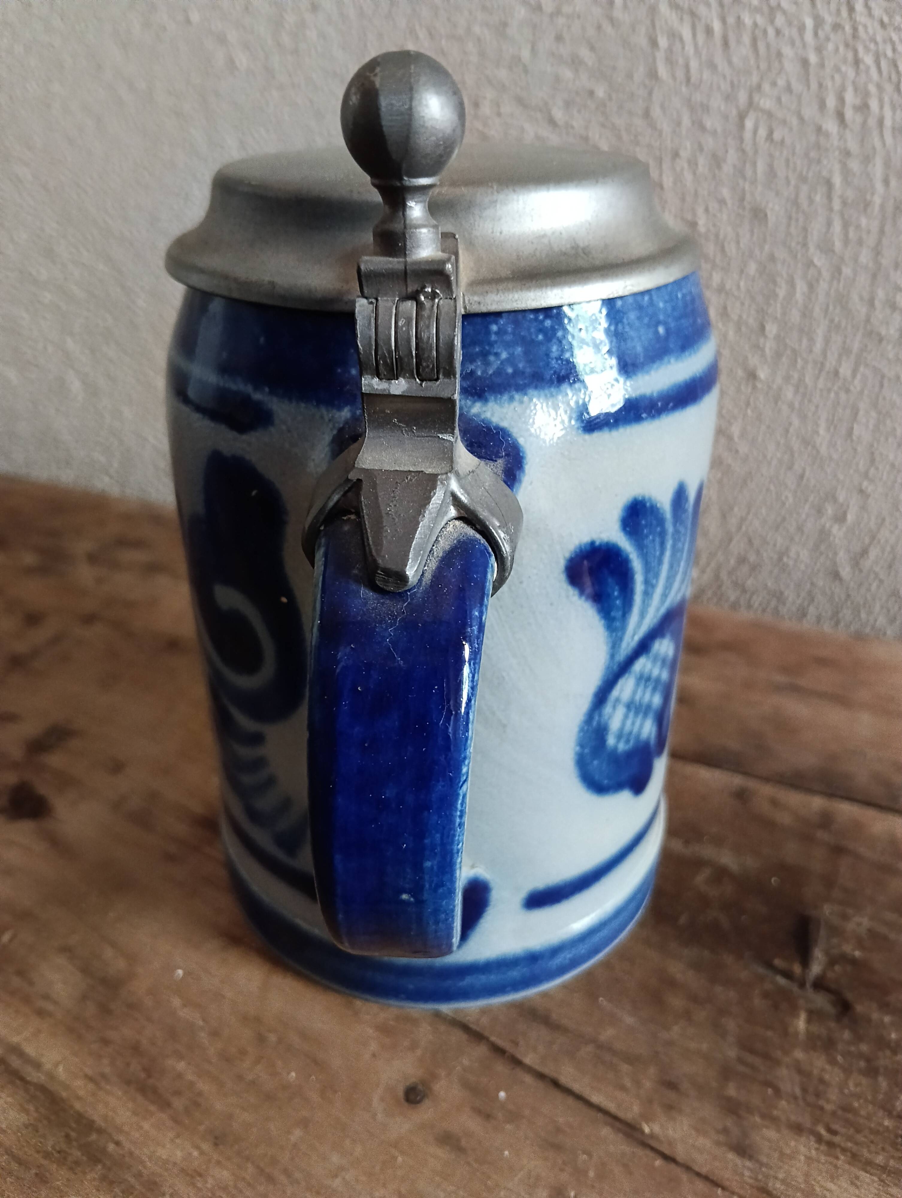 CHOP A GERMAN BEER IN GREEK "KERAMIK HEUKÄUFER" VINTAGE