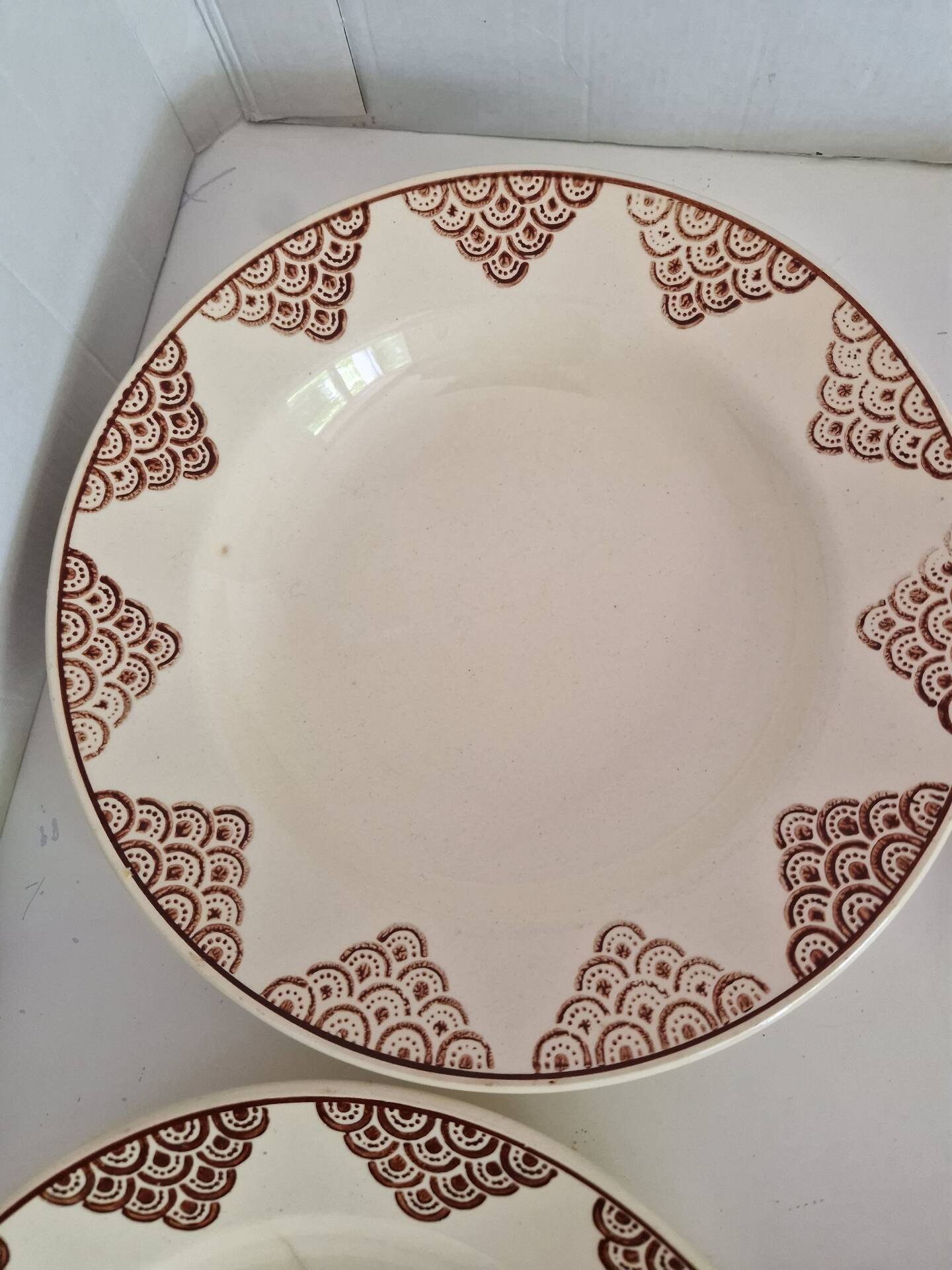 Set of 12 Deep Plates Saint Amand Model 4054