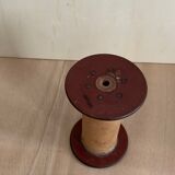 Bobine de fil en bois ancienne