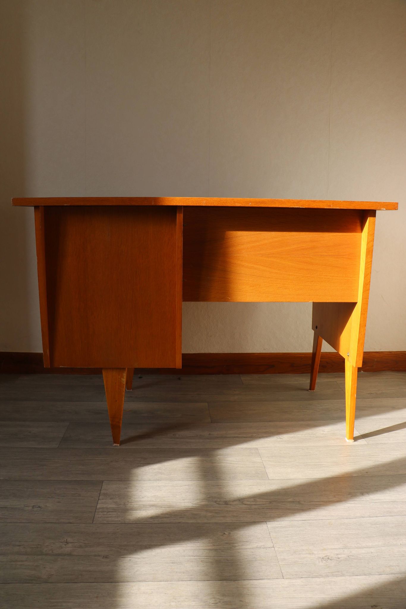 Oak desk, splayed legs, drawers, 1960.
