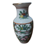 Small Chinese porcelain vase