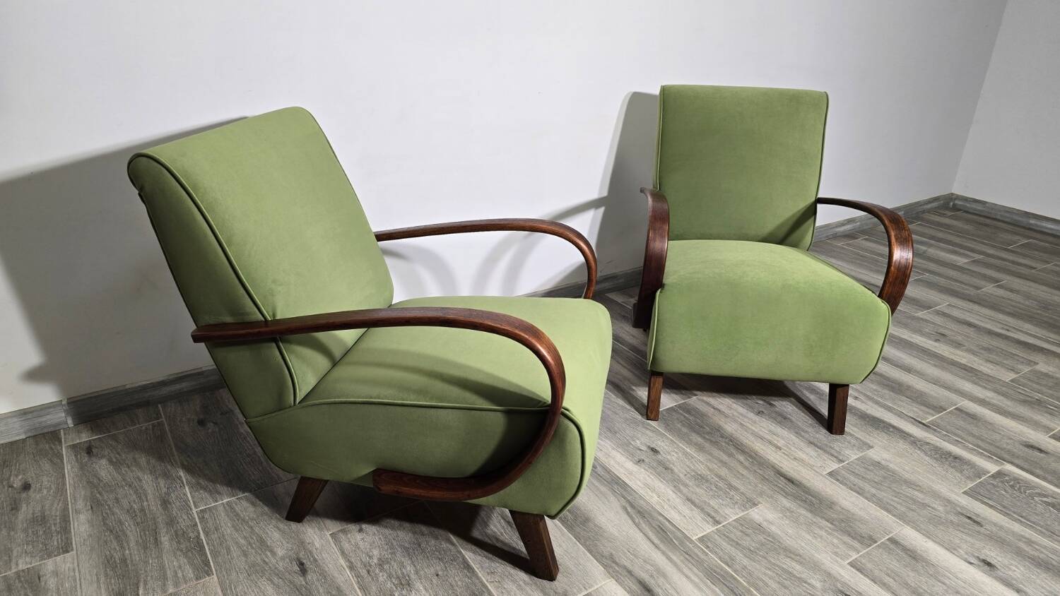 Ensemble de chaises longues par Jindrich Halabala, années 1940