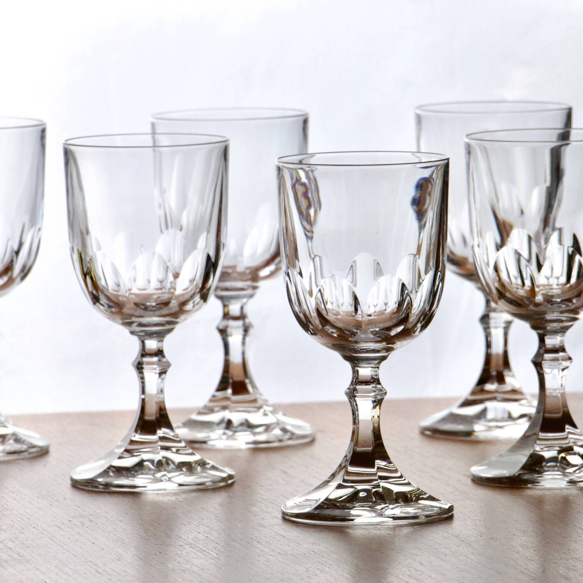 Set of 6 antique wine glasses in pearl-cut crystal