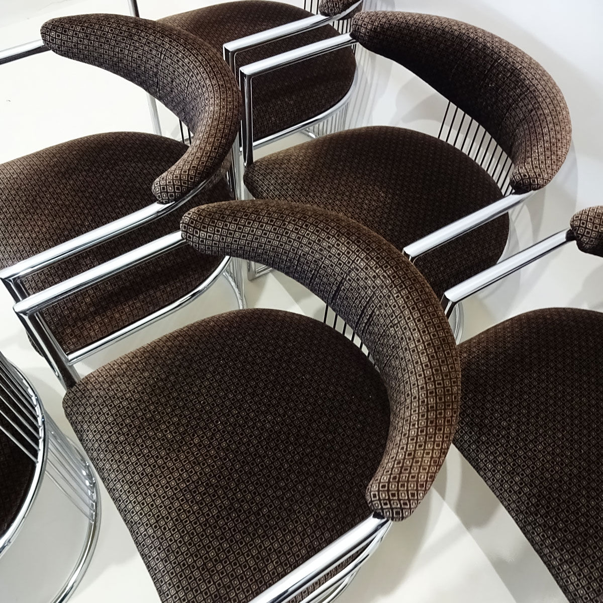 Set de 6 chaises italiennes attribuées à Milo Baughman