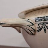 Iron earth tureen ec Salins, Louis XVI garlands