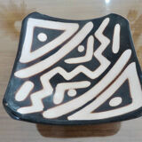 Ethnic tidy, tripod, terracotta 60s