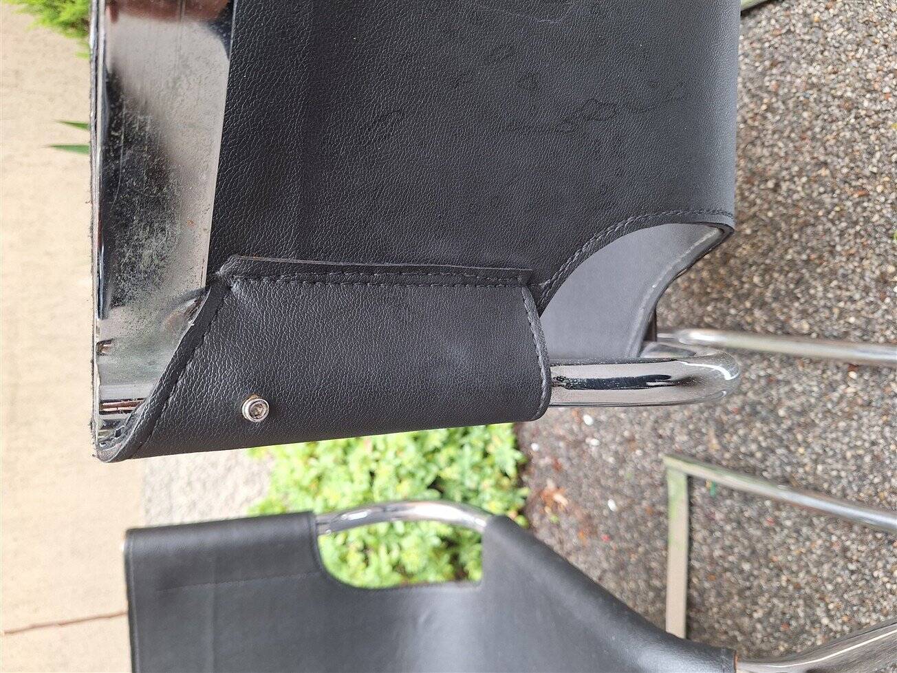 Model 920 Chairs in Chrome and Black Leather by Carlo Bartoli for T70, 1970s, Set of 6