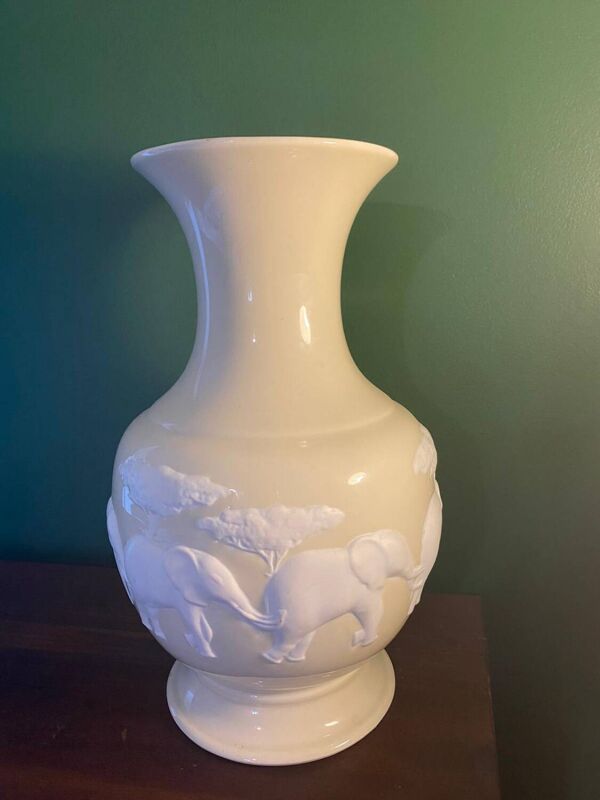 Vase porcelaine Raynaud collection Kenya