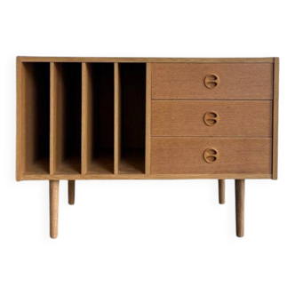 Buffet vintage avec compartiment vinyle en chêne