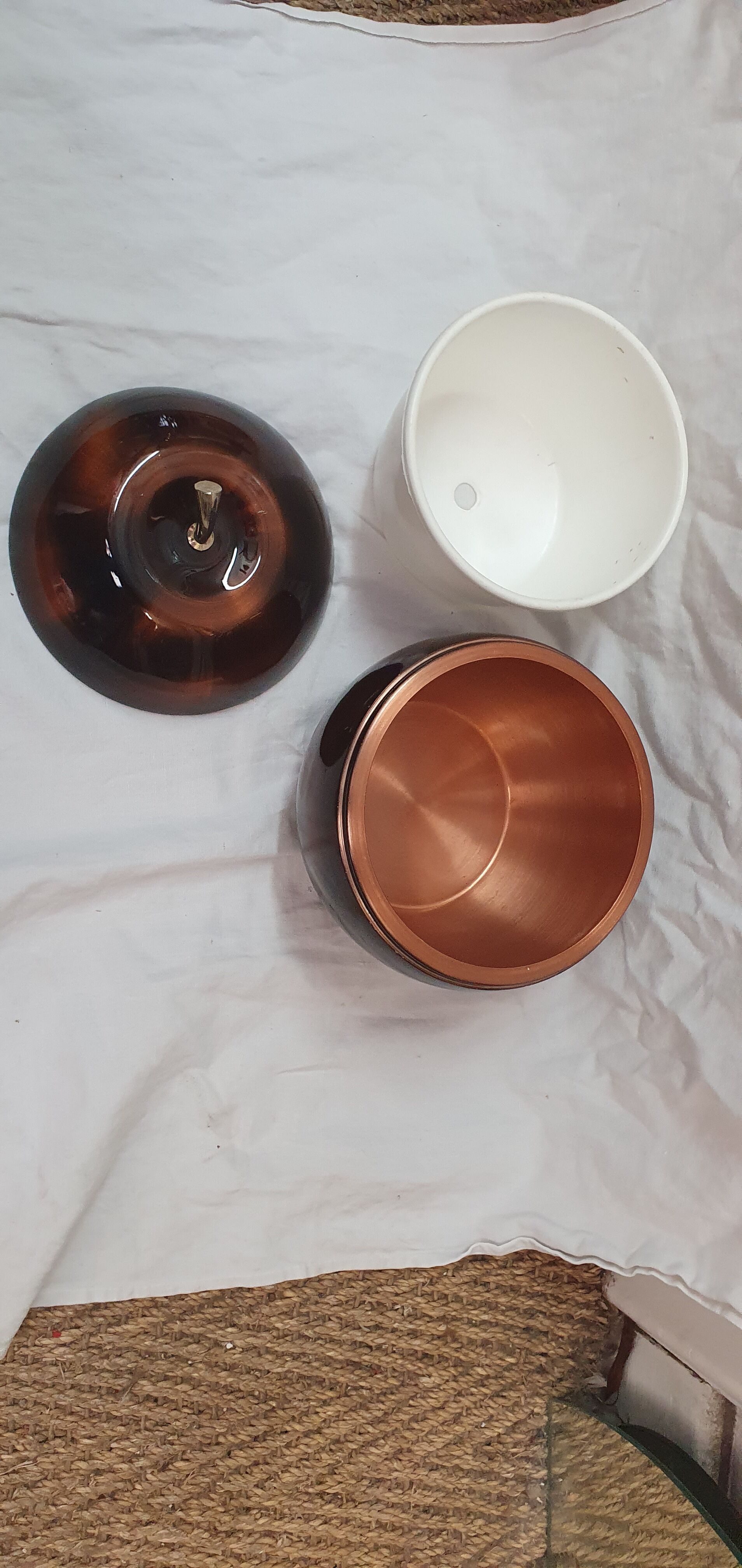 Apple ice bucket 1970