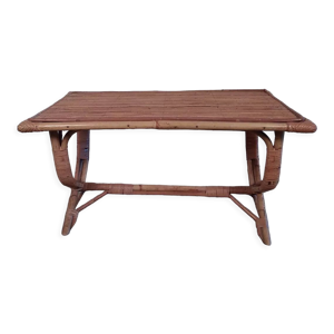 Table basse en rotin