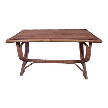 Table basse en rotin