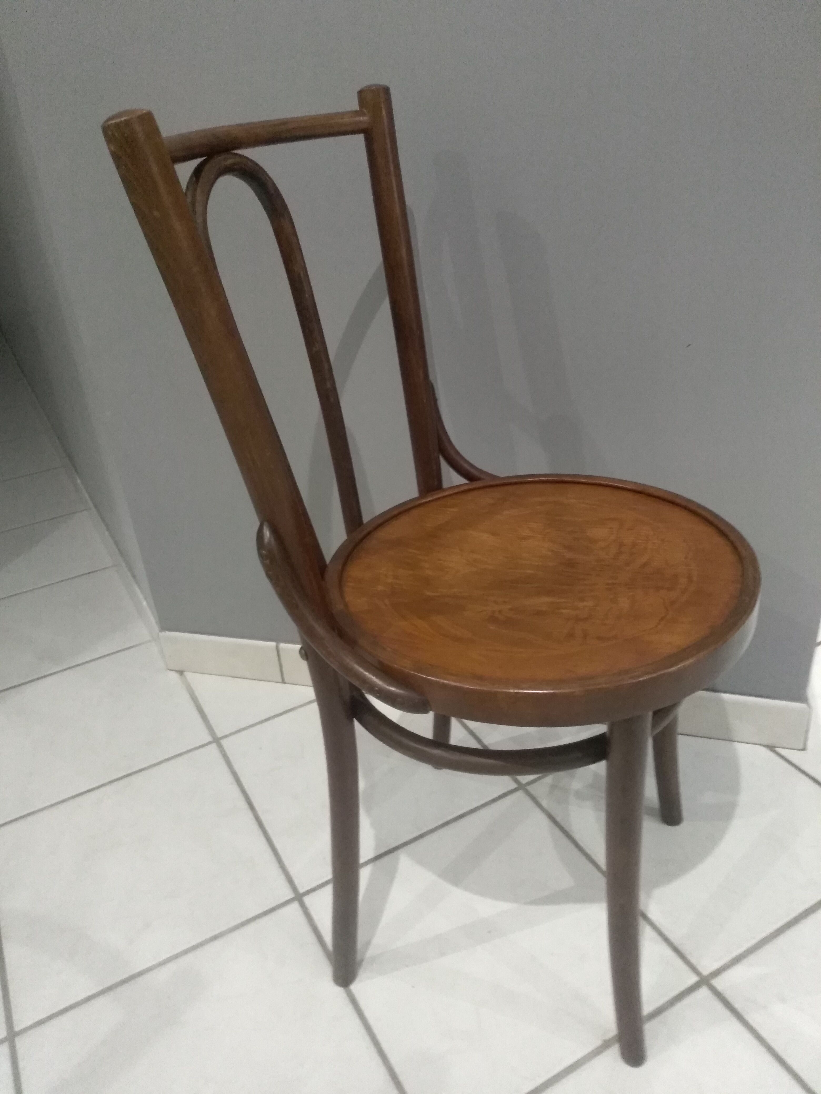 Suite de 4 chaises de bistrot vintage années 1960