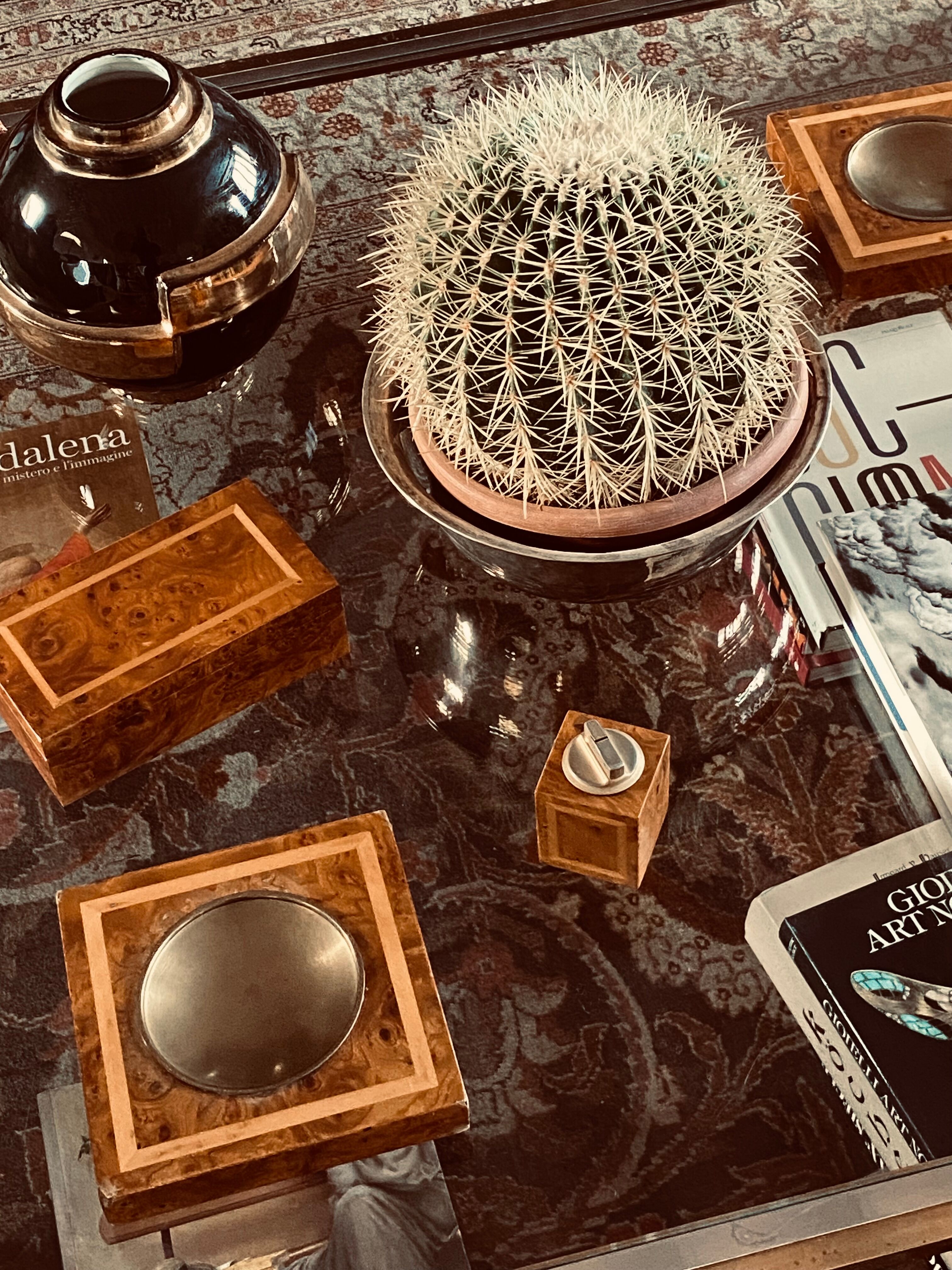 Smoking Set, brass and wood ashtrays, lighter and cigars box, Italy 1970