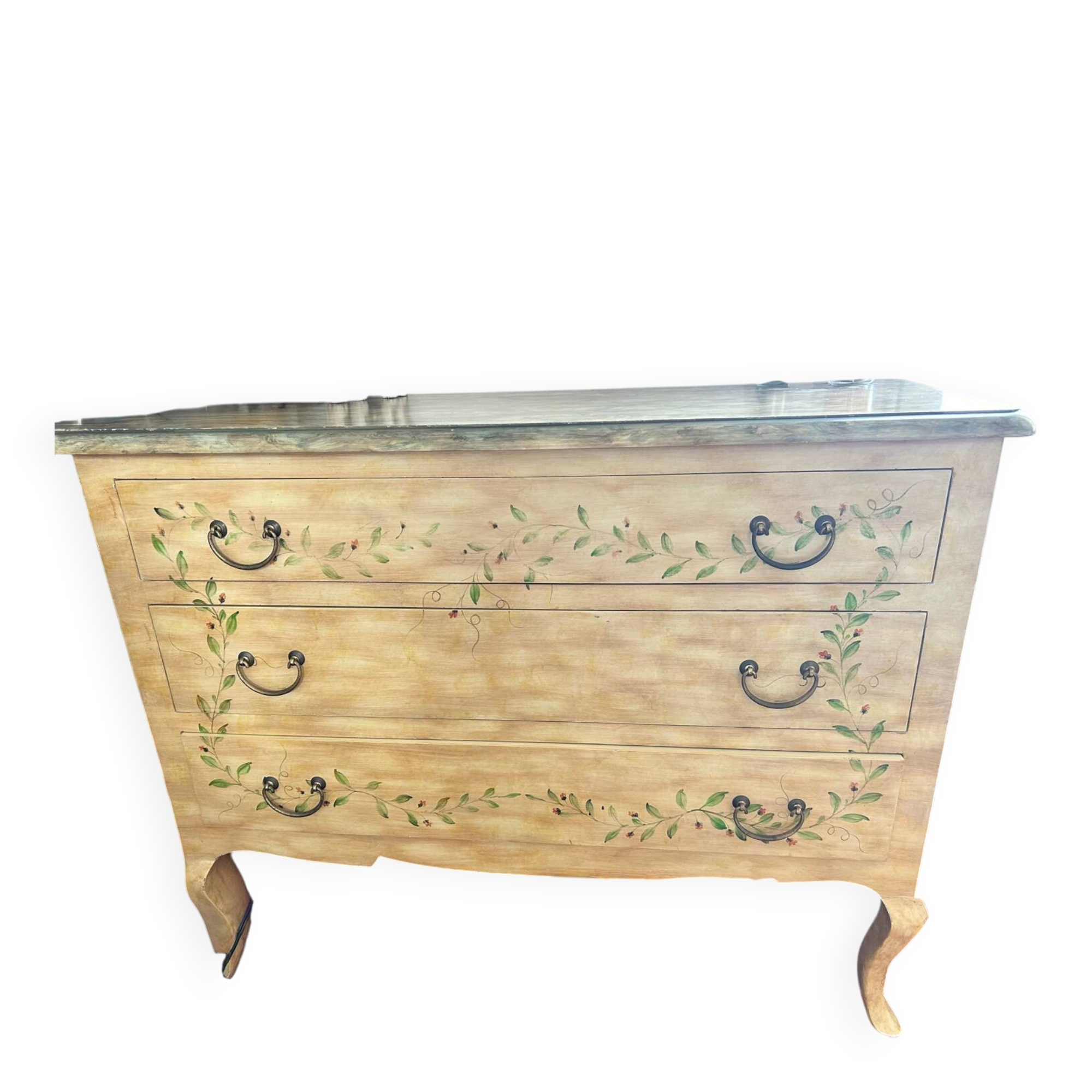 Provençal style chest of drawers