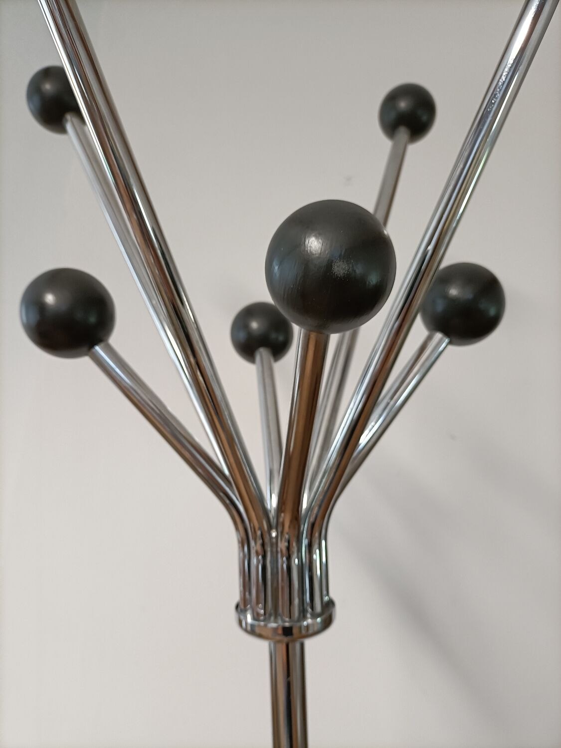 Coat rack parrot 60s