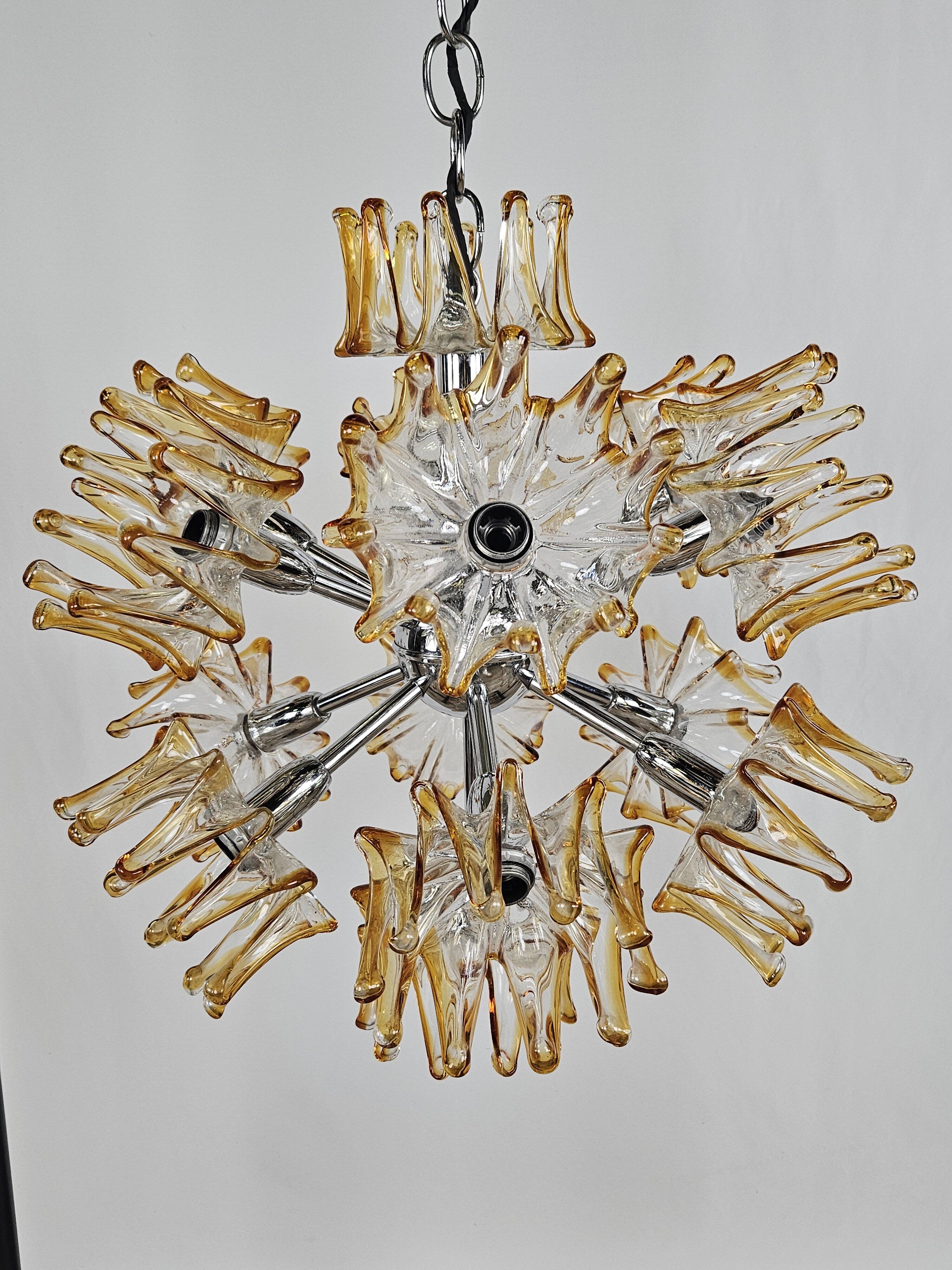 Sputnik chandelier with 14 ceiling lights