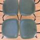 Set de 4 chaises années 50, métal et skaï vert