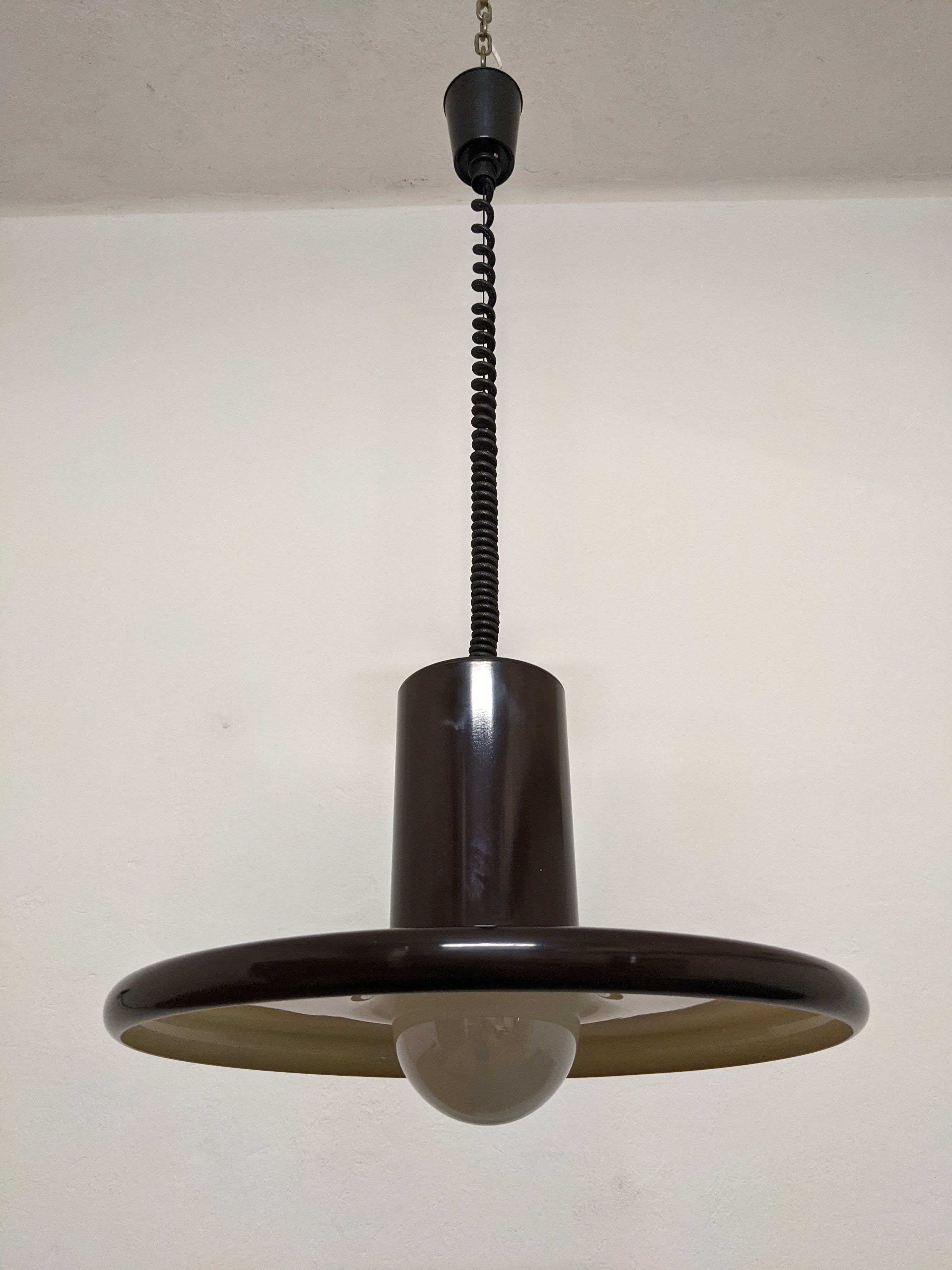 Rolly space age suspension of the 70s