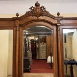 armoire style Louis XVI en noyer vers 1850