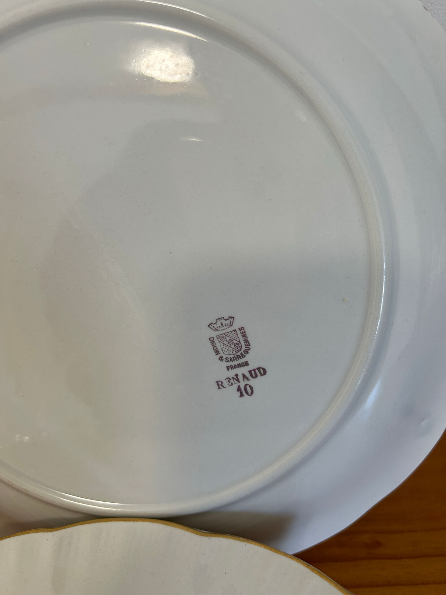 Set of 6 Antique Flat Plates Digoin & Sarreguemines - Model RE