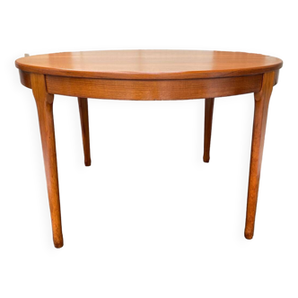 Table a manger scandinave