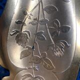 Filled silver cake shovel