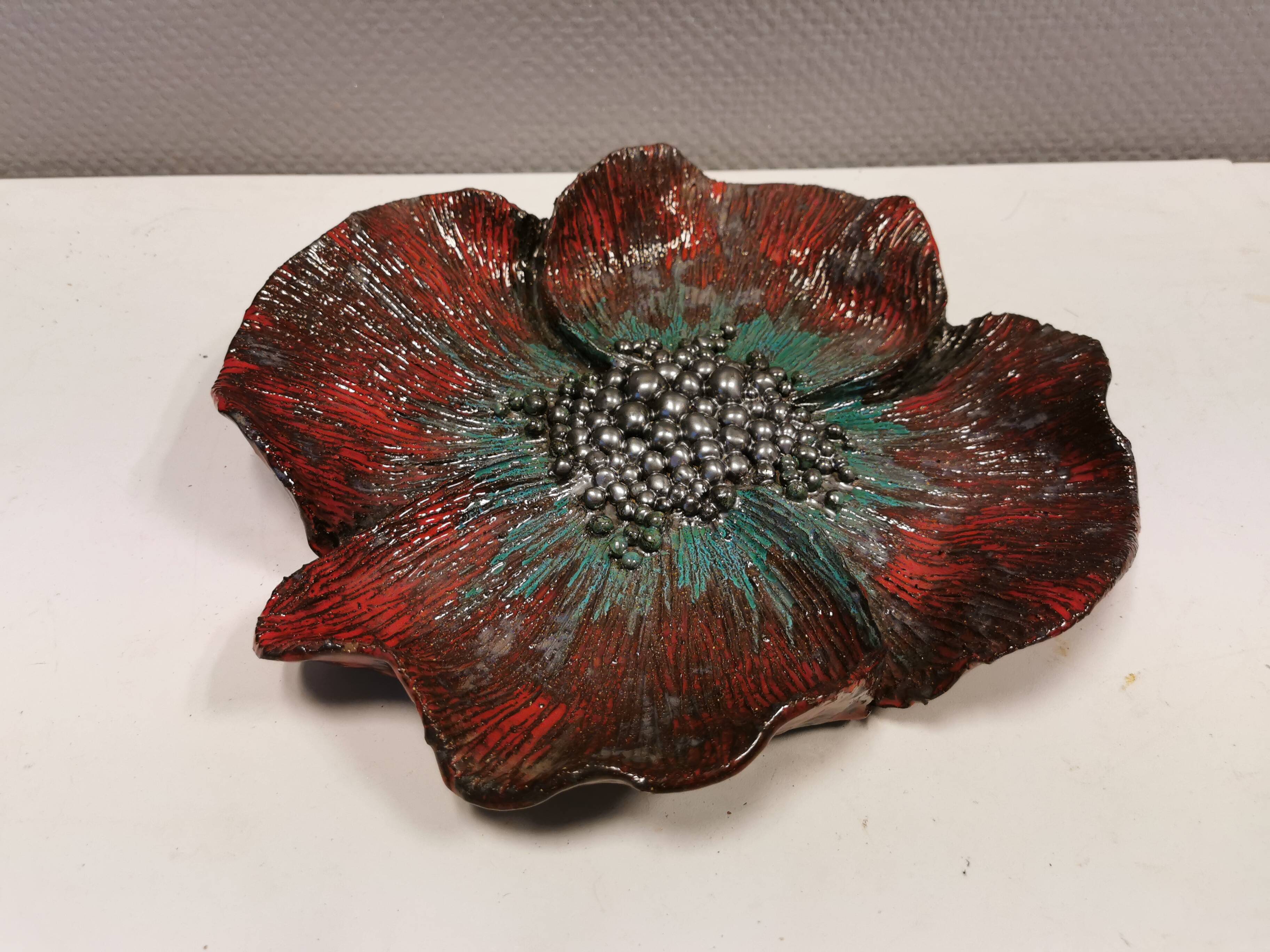 Earthenware dish, in beautiful partial glaze. Made by Sloth keramik Danamrk 1978