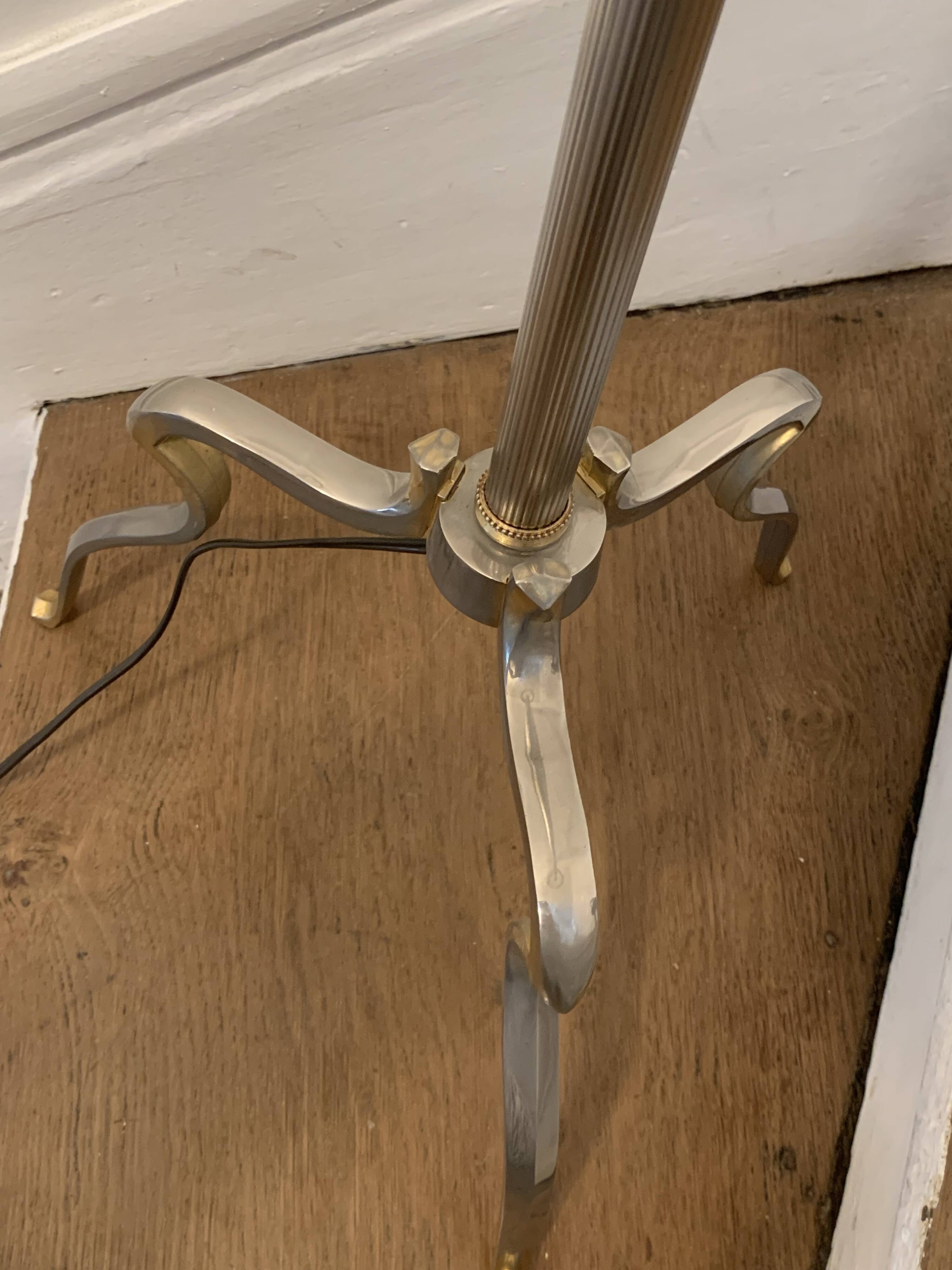 Vintage tripod floor lamp 1960