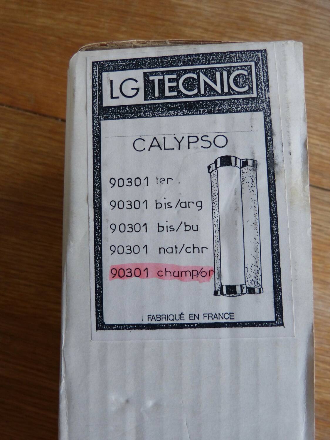 Vintage LG Tecnic wall light, model "Calypso"