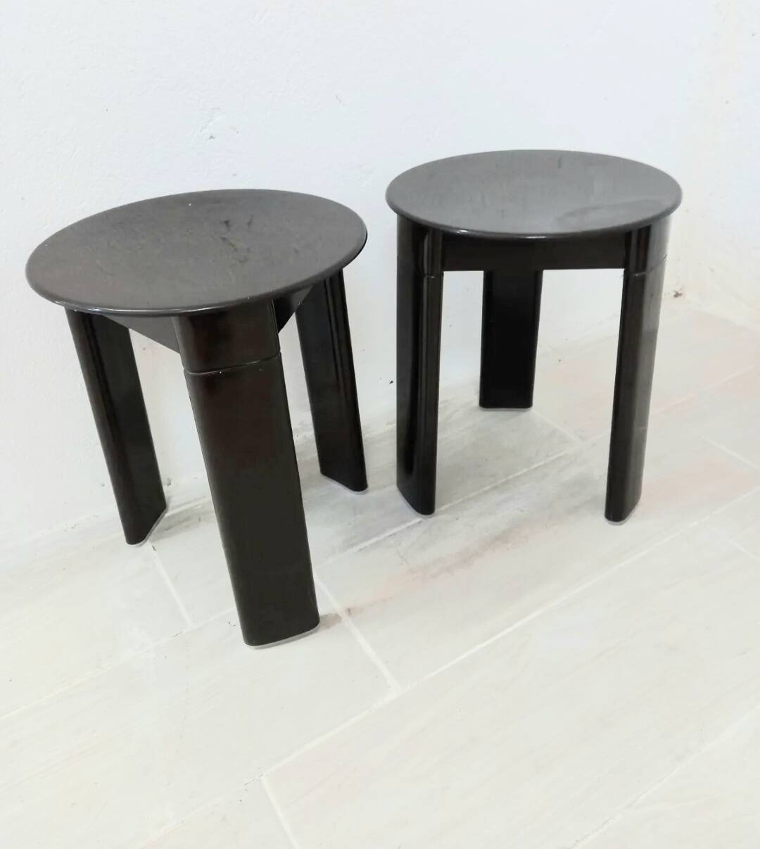 Pair of plastic stools Gedy