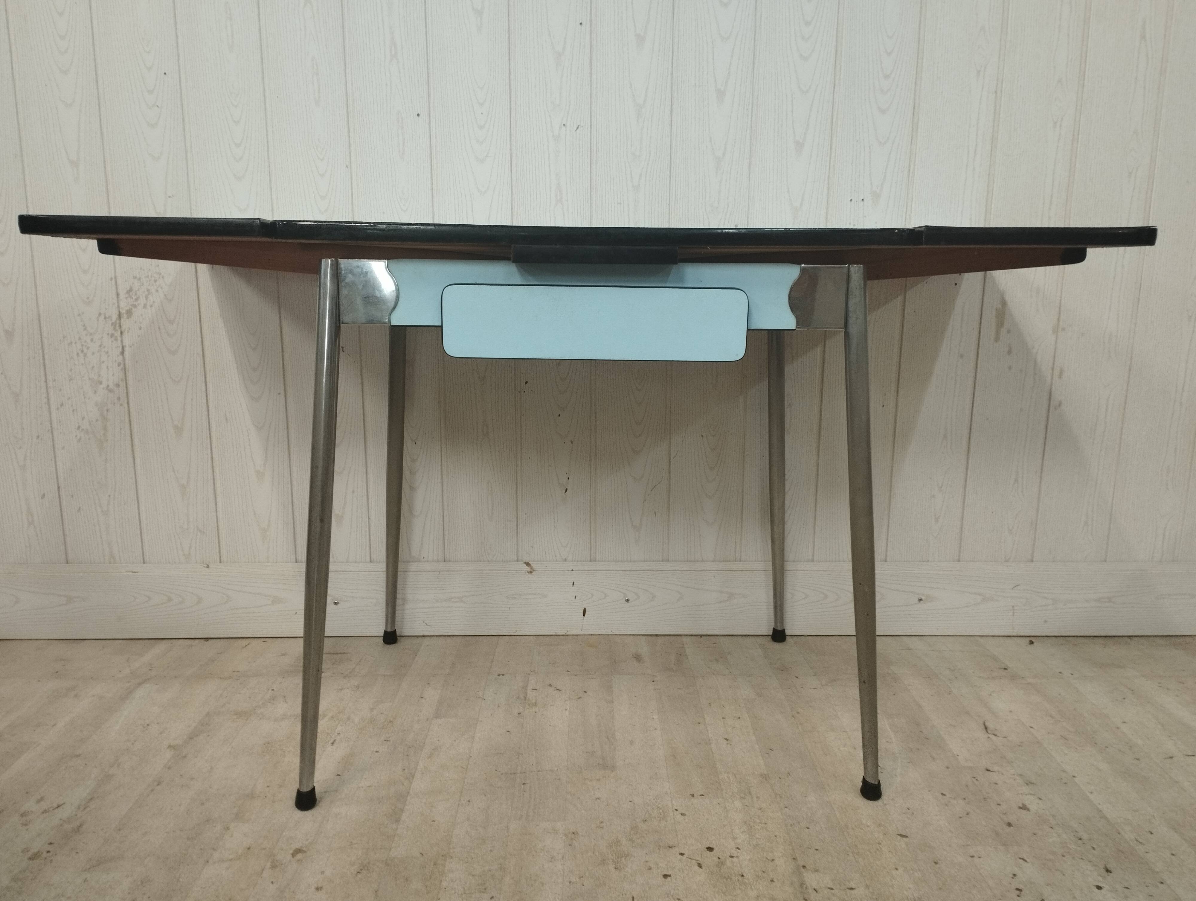Blue formica table 2 chairs 1 mdj stool