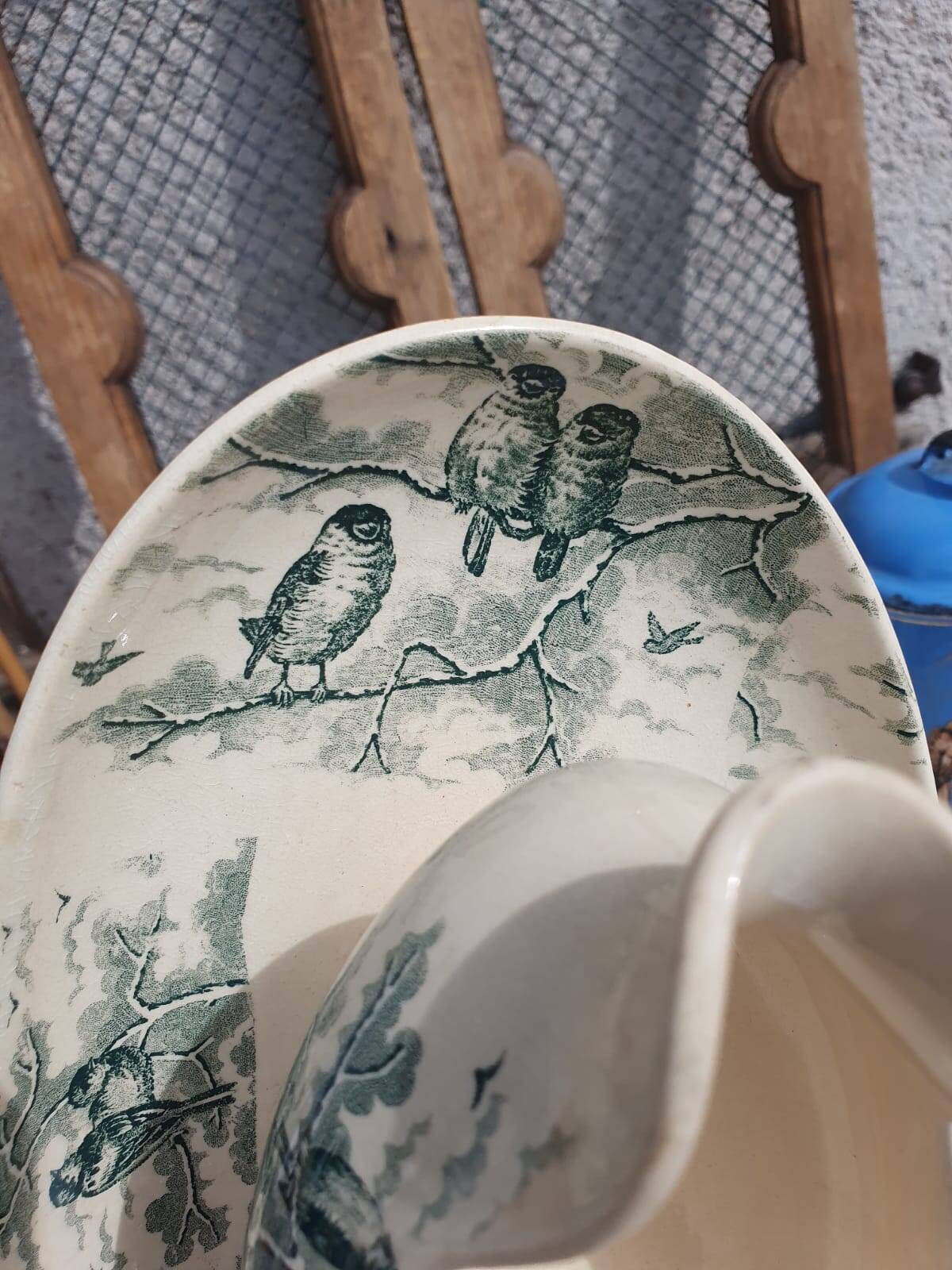 Snow gravy boat sarreguemines u& cie