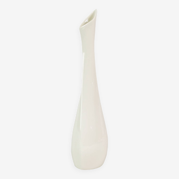 Minimalistyczny wazon porcelanowy, Sgrafo Modern, proj. Peter Muller, late 60.