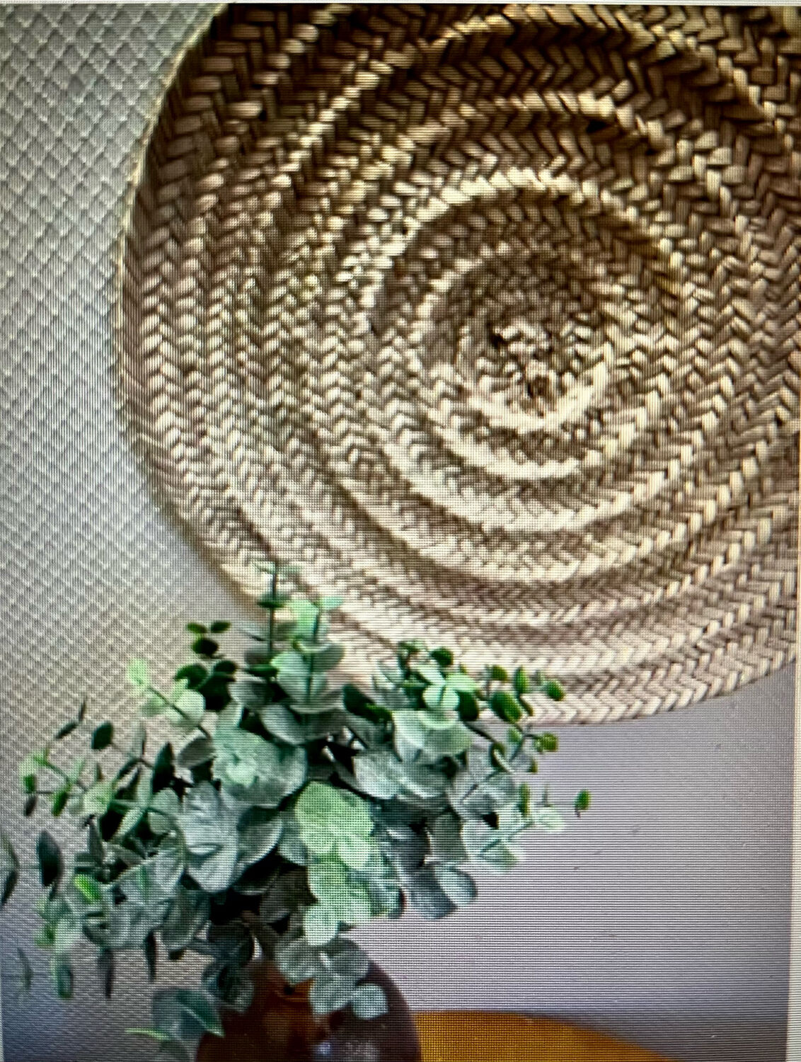 Wicker rattan top for wall decoration