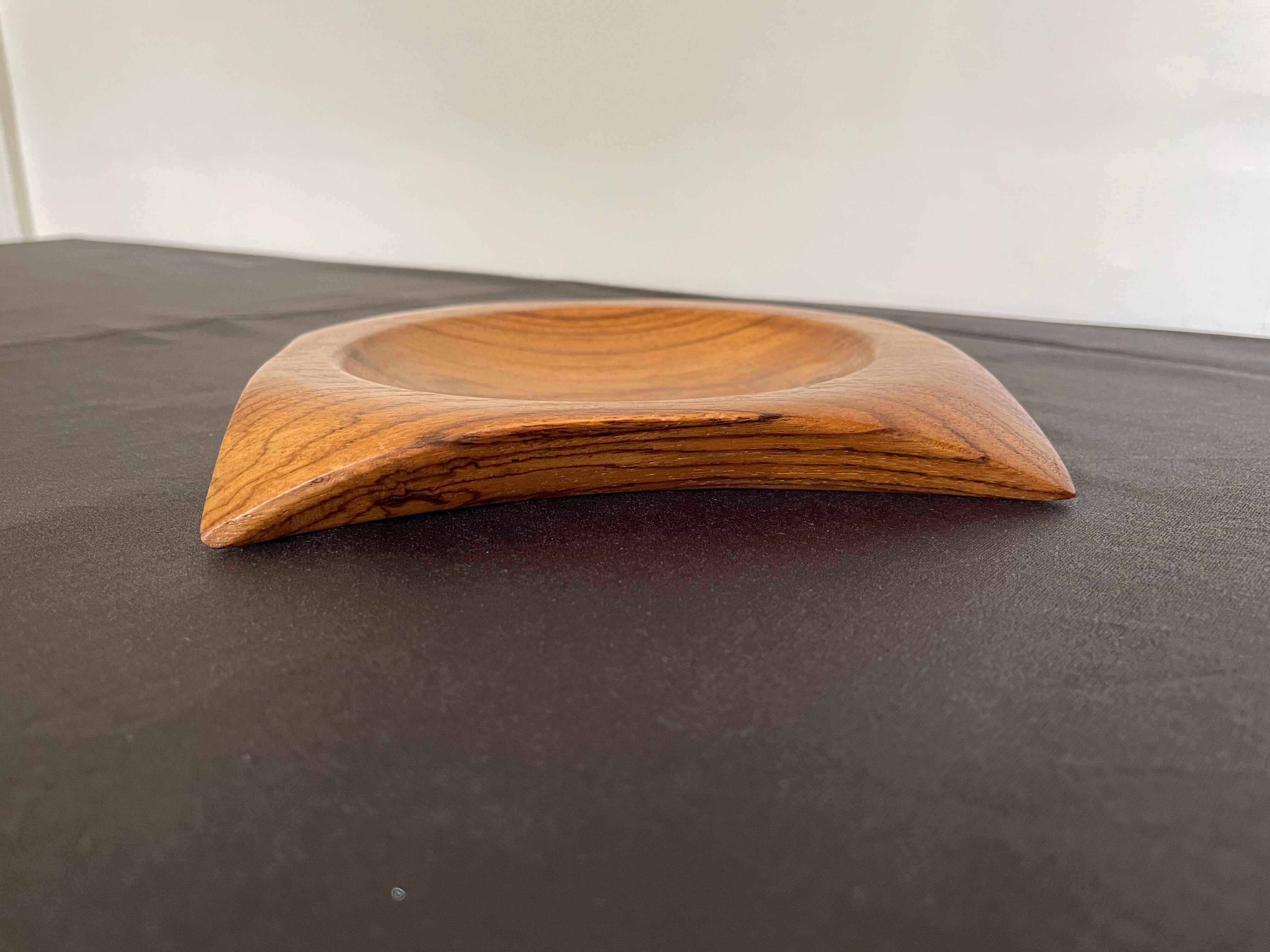 Turned wooden pocket tray