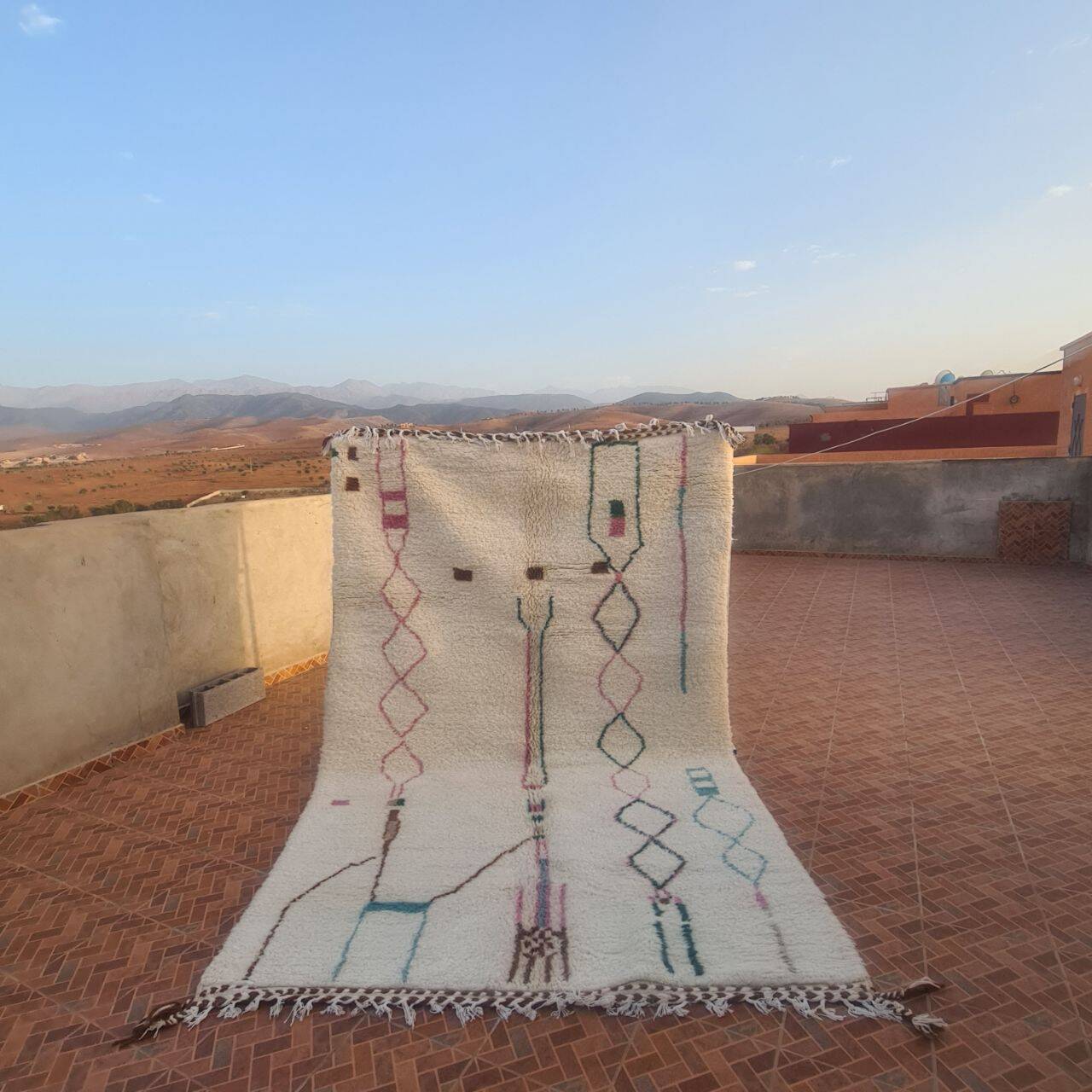 Handmade Moroccan Berber rug 300 x 200 cm