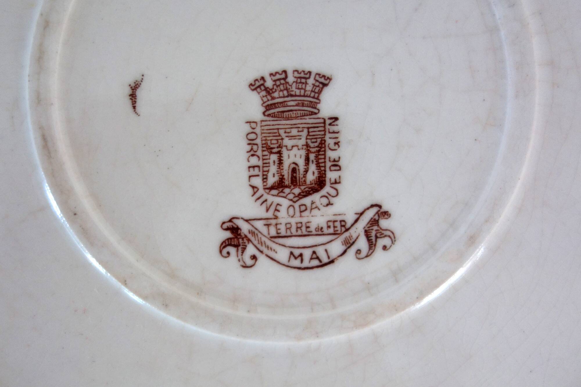 2 ironstone serving dishes Gien model Mai circa 1900