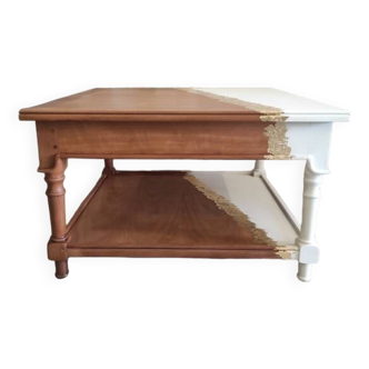 White coffee table and gold leaf