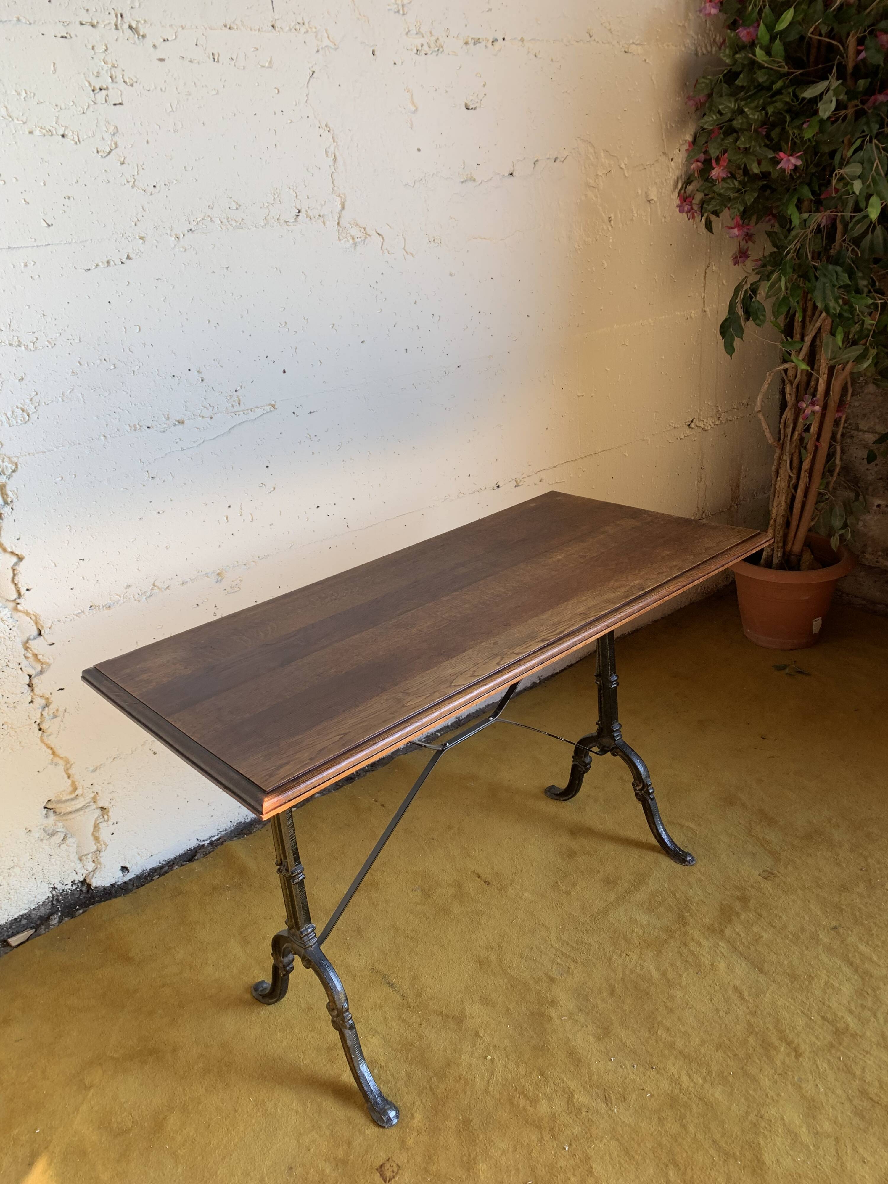 Bistro table for 4 people