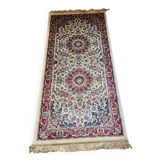 Oriental pattern rug 70/127cm